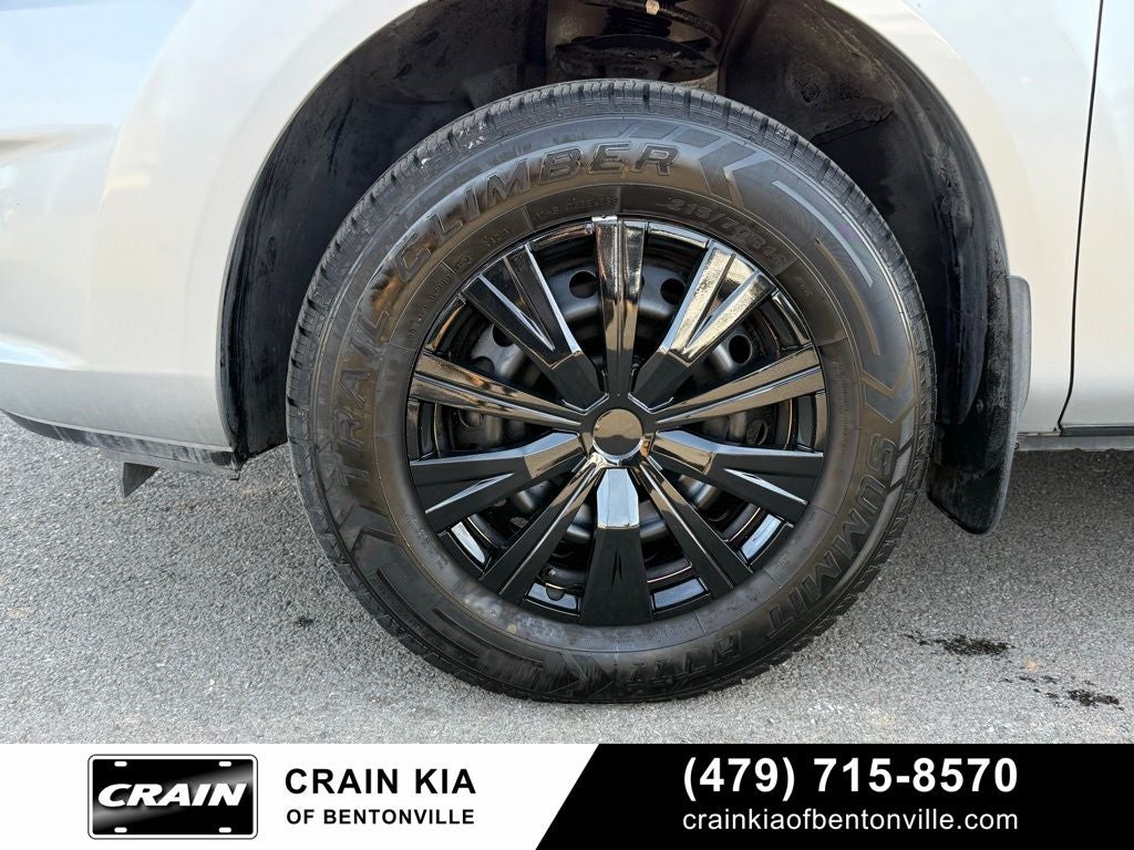 2013 Nissan Rogue S - AWD