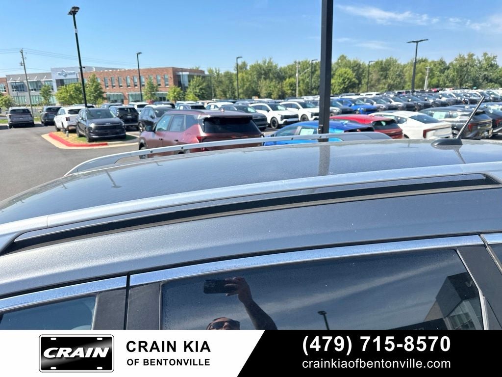2016 Nissan Rogue SV - AWD / CLEAN CARFAX