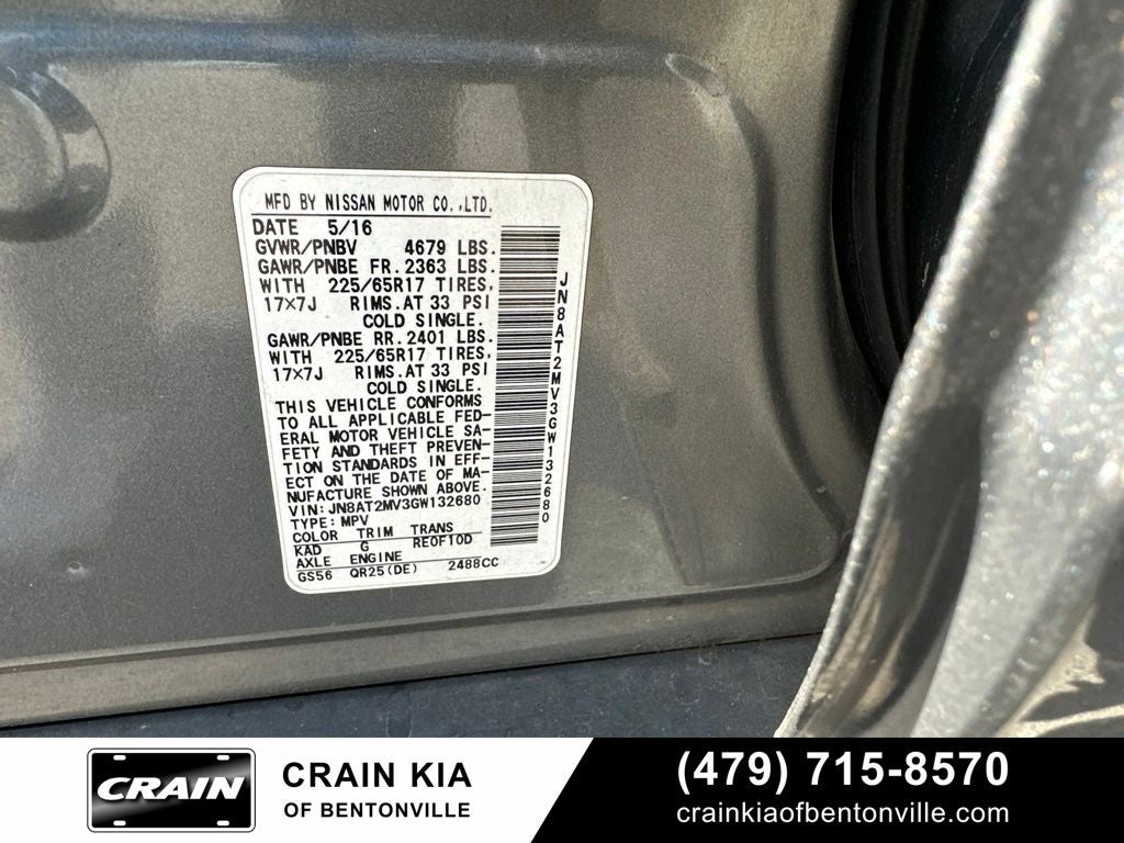 2016 Nissan Rogue SV - AWD / CLEAN CARFAX