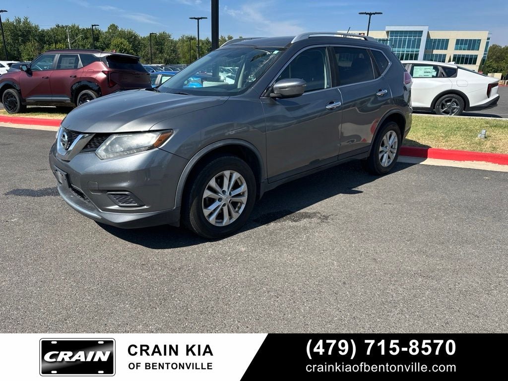 2016 Nissan Rogue SV - AWD / CLEAN CARFAX