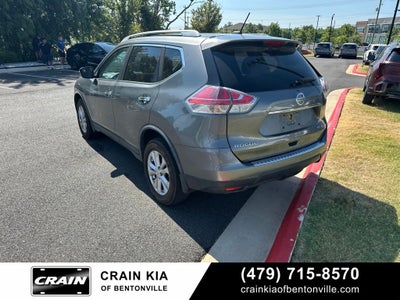 2016 Nissan Rogue SV - AWD / CLEAN CARFAX