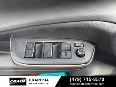 2023 Toyota Crown XLE - AWD / CLEAN CARFAX