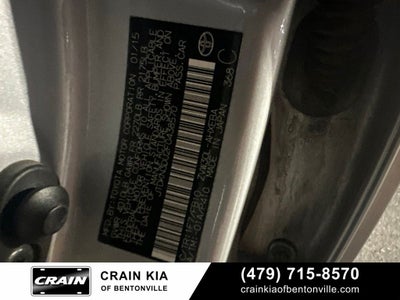 2015 Toyota Prius Three - CLEAN CARFAX HISTORY