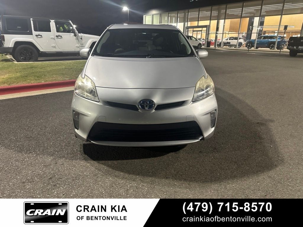 2015 Toyota Prius Three - CLEAN CARFAX HISTORY
