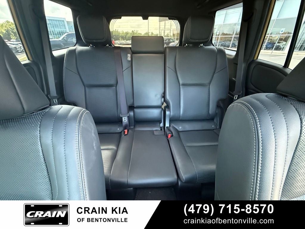 2024 Toyota Land Cruiser Base - 4WD / SUNROOF / ONE OWNER