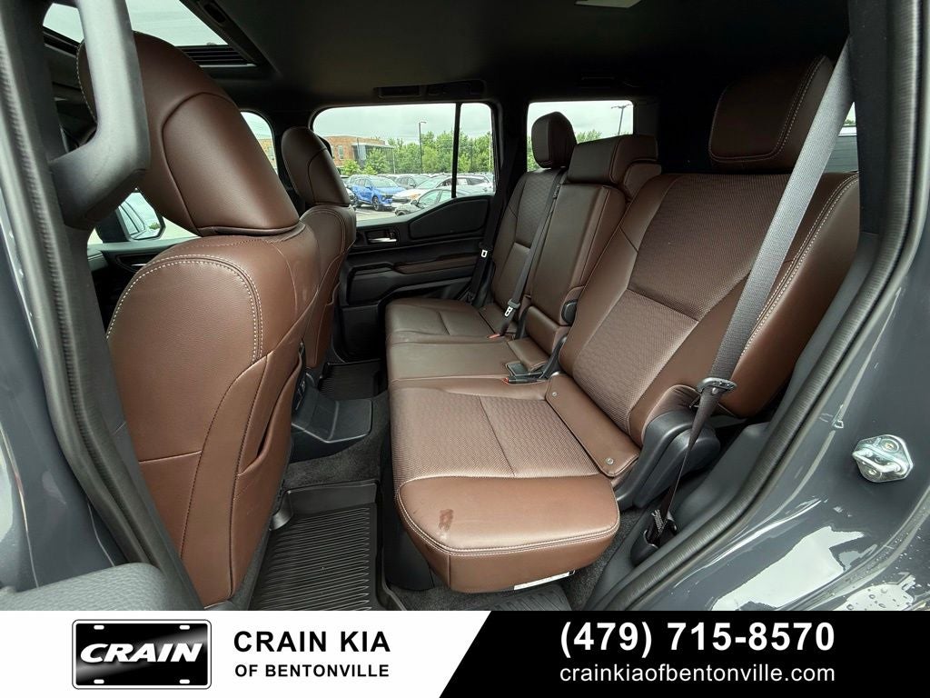 2026 Toyota Land Cruiser Base - 4WD / SUNROOF / CLEAN CARFAX / ONE OWNER