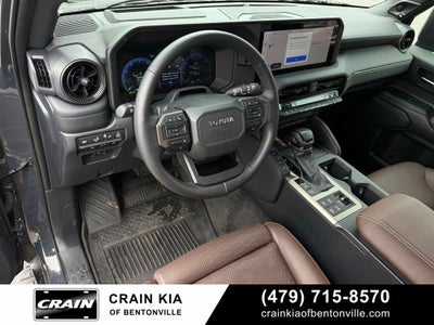2026 Toyota Land Cruiser Base - 4WD / SUNROOF / CLEAN CARFAX / ONE OWNER