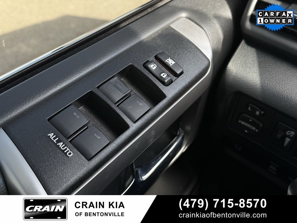 2022 Toyota 4Runner Limited - 4WD / SUNROOF / CLEAN CARFAX / ONE OWNER