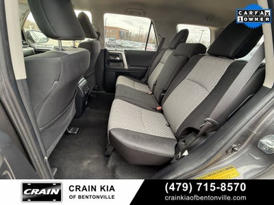 2023 Toyota 4Runner SR5 - 4WD / CLEAN CARFAX / ONE OWNER