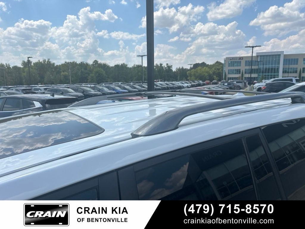 2013 Lexus LX 570 - 4WD / SUNROOF / CLEAN CARFAX