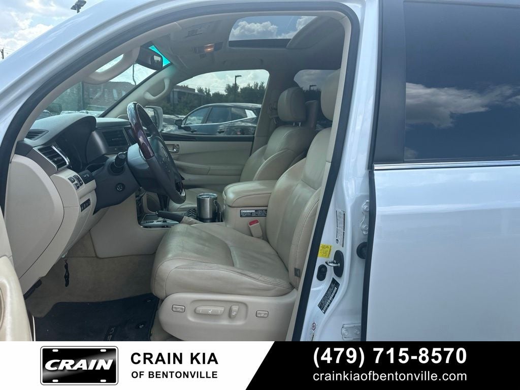 2013 Lexus LX 570 - 4WD / SUNROOF / CLEAN CARFAX