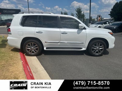 2013 Lexus LX 570 - 4WD / SUNROOF / CLEAN CARFAX