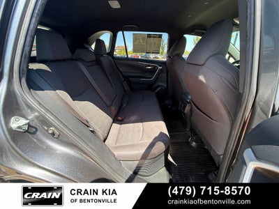 2022 Toyota RAV4 Hybrid SE - AWD / CLEAN CARFAX / ONE OWNER