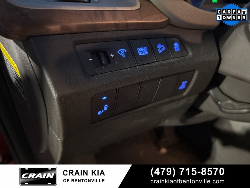 2017 Hyundai Santa Fe Limited - AWD / ONE OWNER / LEATHER