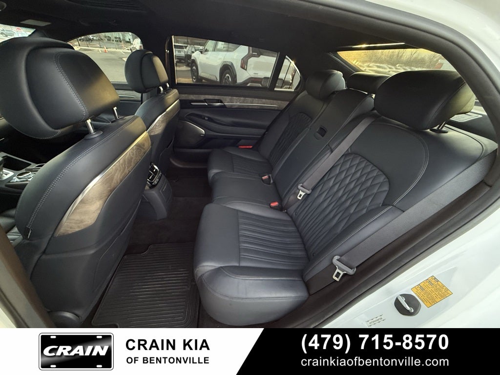 2021 Genesis G90 3.3T Premium - SUNROOF / CLEAN CARFAX