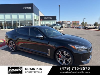 2018 Kia Stinger GT2 - AWD / SUNROOF / CARFAX ONE OWNER