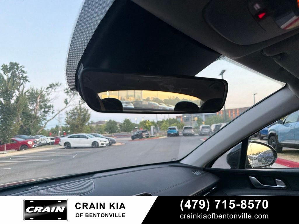 2025 Kia K5 LXS