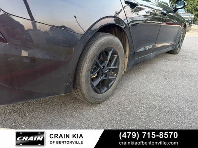 2025 Kia K5 LXS