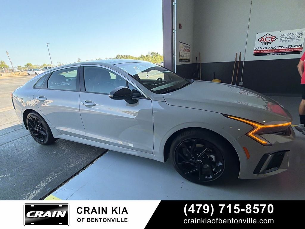 2026 Kia K5 GT-Line - KIA CPO / PANORAMIC SUNROOF / RED INTERIOR