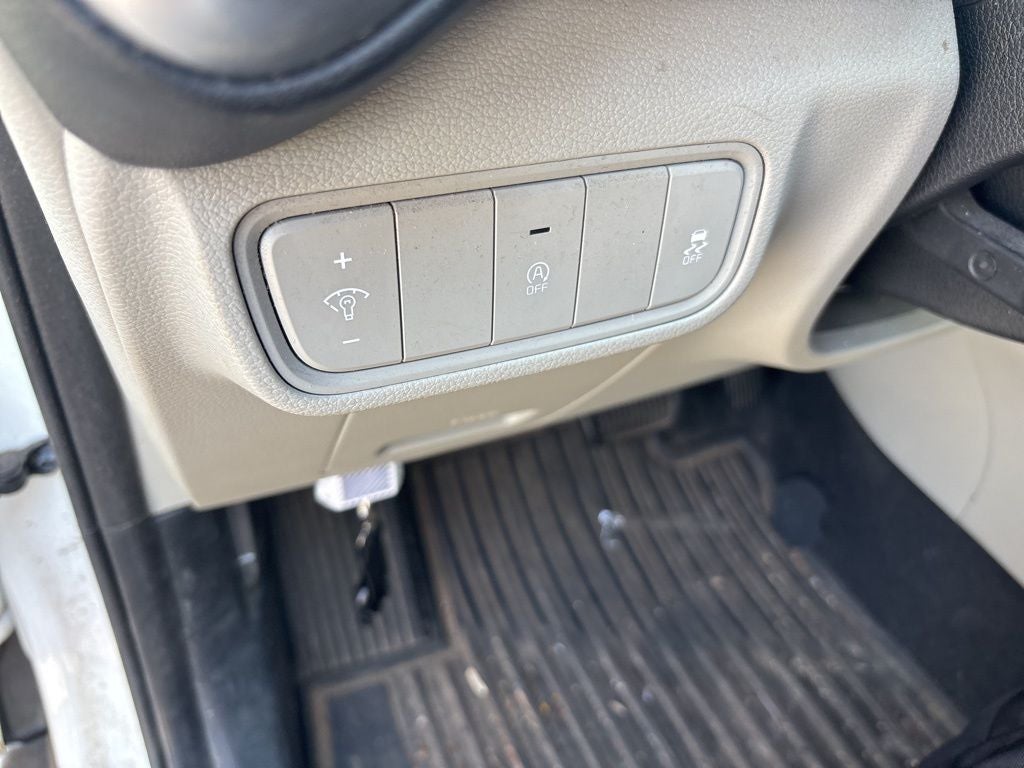 2022 Kia Soul LX - CLEAN CARFAX / ONE OWNER