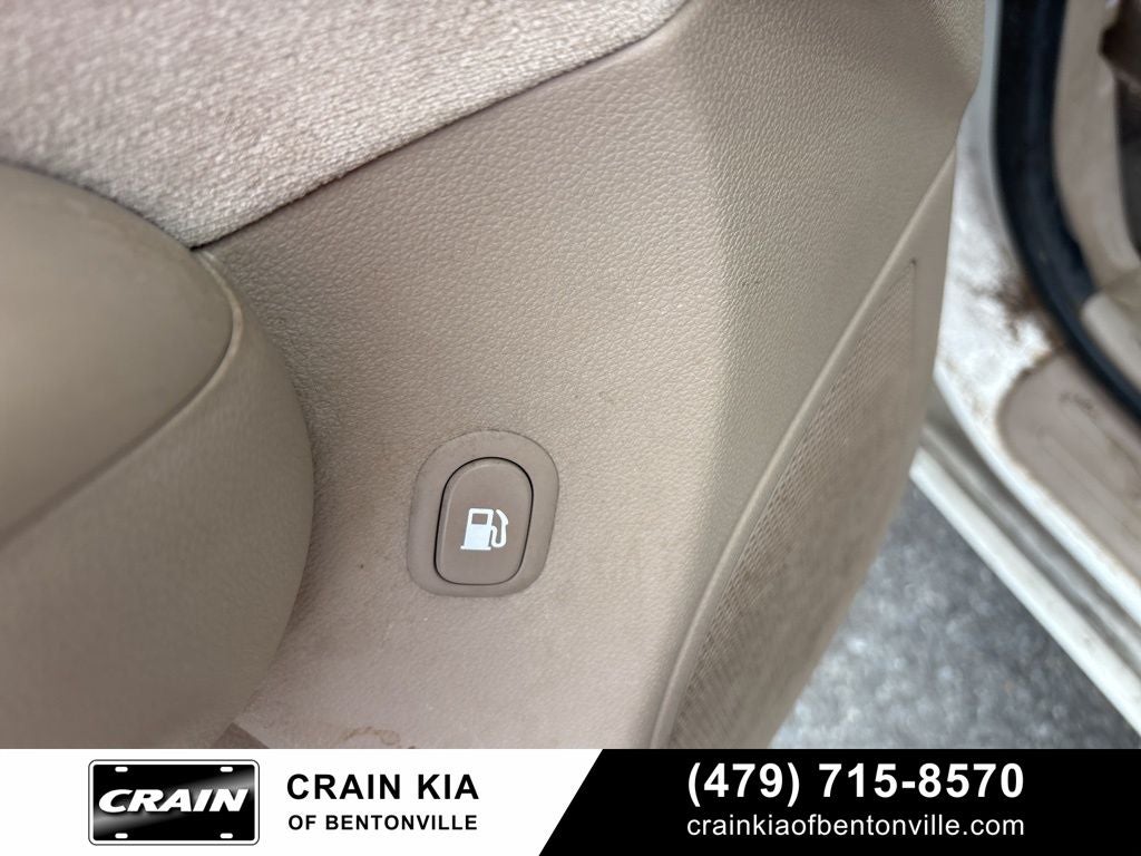 2008 Kia Sedona LX - AS-IS / CLEAN CARFAX