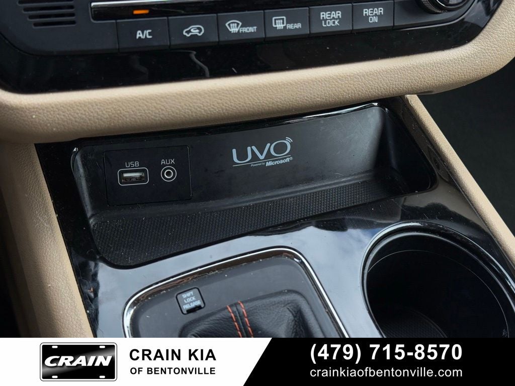 2016 Kia Sedona EX - CARFAX ONE OWNER