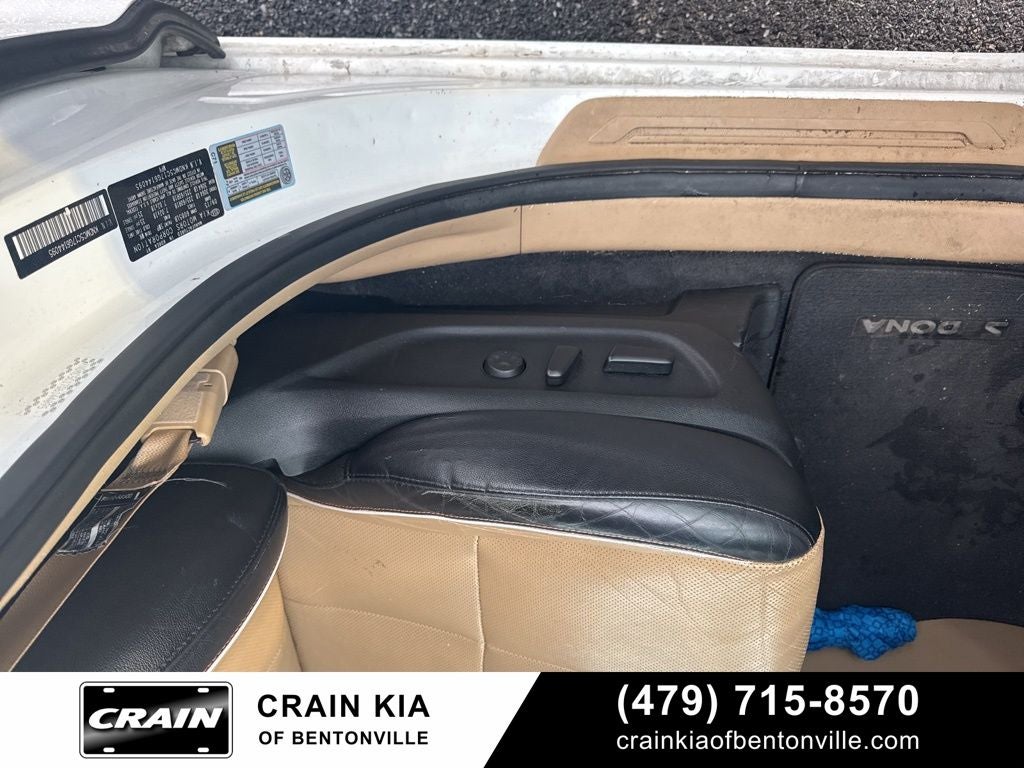2016 Kia Sedona EX - CARFAX ONE OWNER