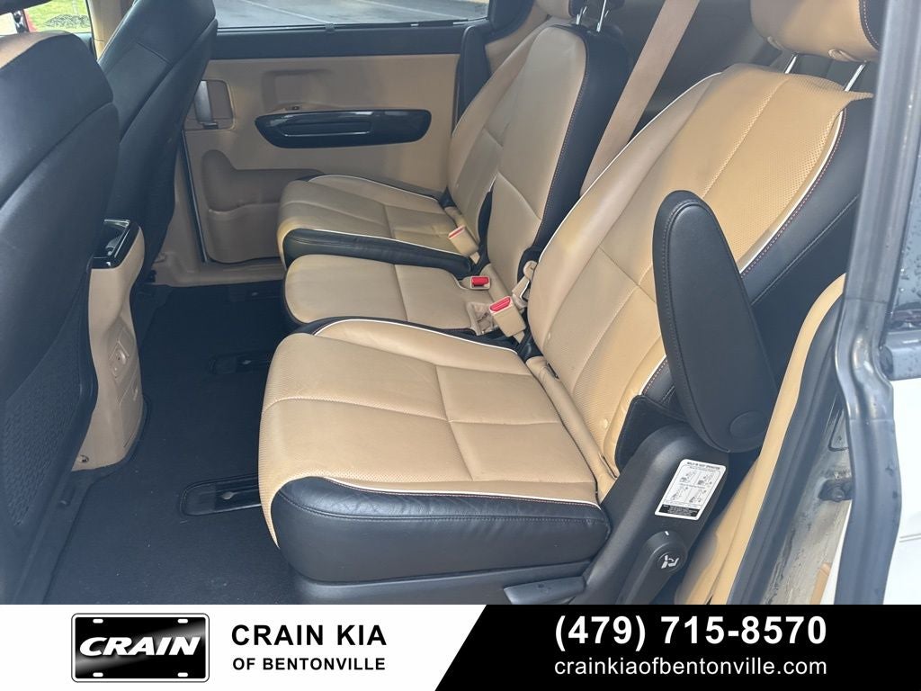 2016 Kia Sedona EX - CARFAX ONE OWNER