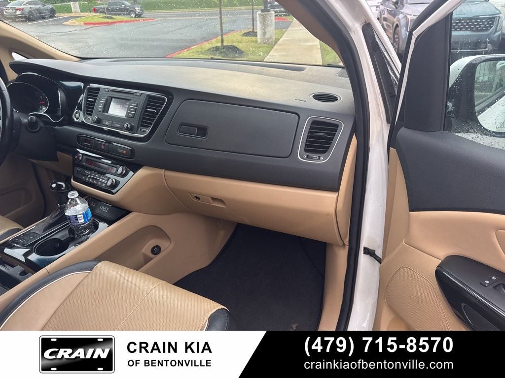 2016 Kia Sedona EX - CARFAX ONE OWNER