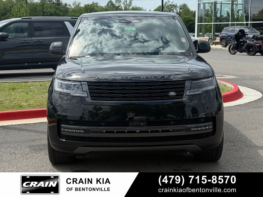 2025 Land Rover Range Rover SE LWB - 3RD ROW / AWD / ONE OWNER