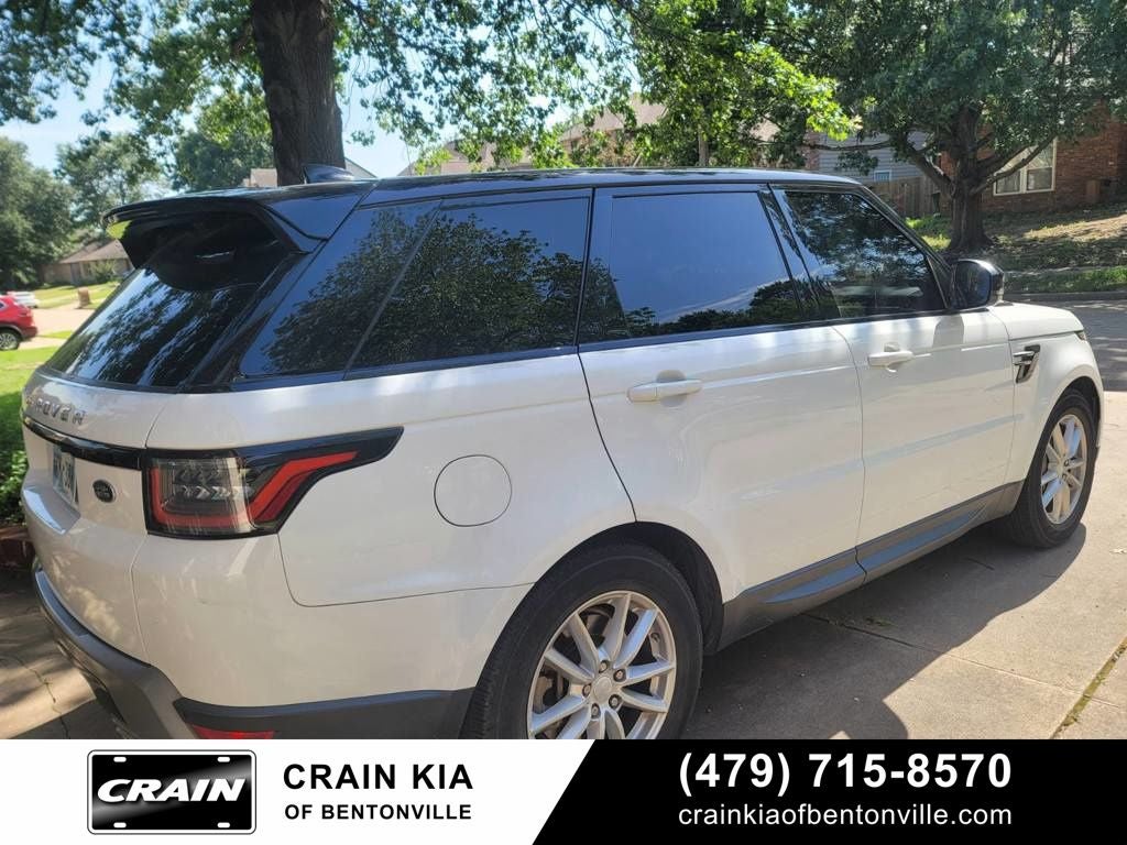 2019 Land Rover Range Rover Sport SE - 4WD / CLEAN CARFAX / SUNROOF