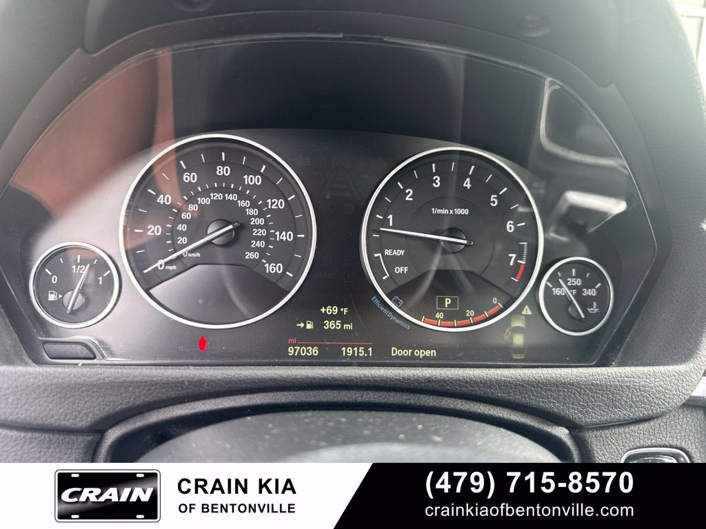 2015 BMW 3 Series 328i xDrive - AWD / SUNROOF