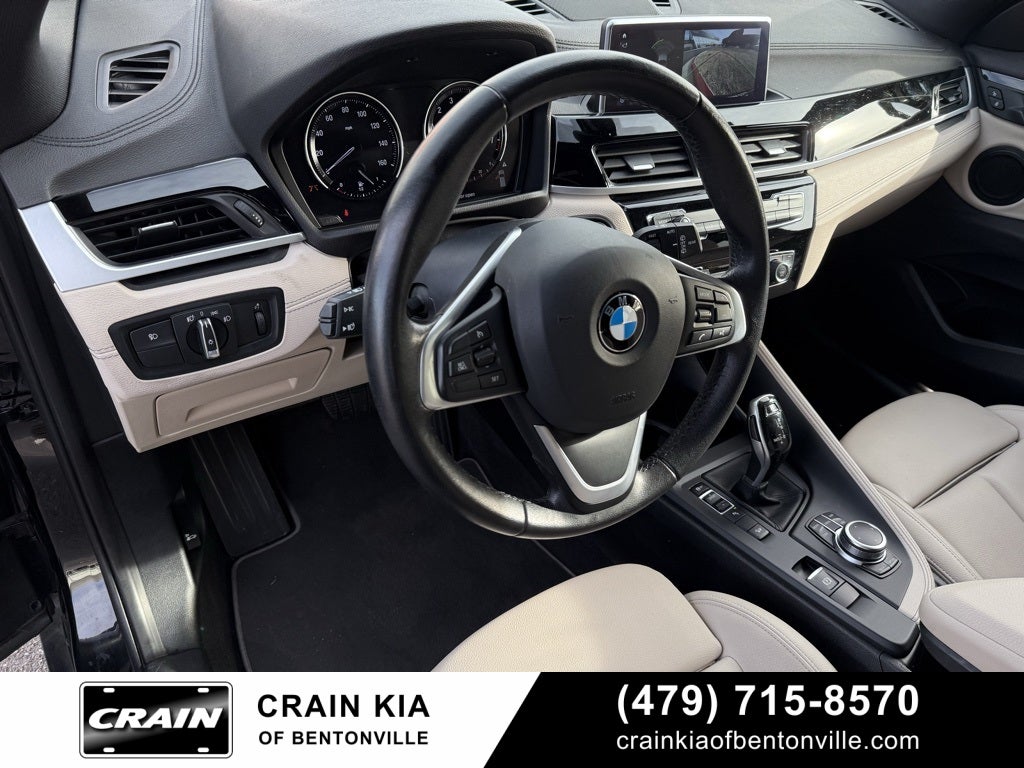2023 BMW X2 xDrive28i - AWD / PANORAMIC SUNROOF / CLEAN CARFAX