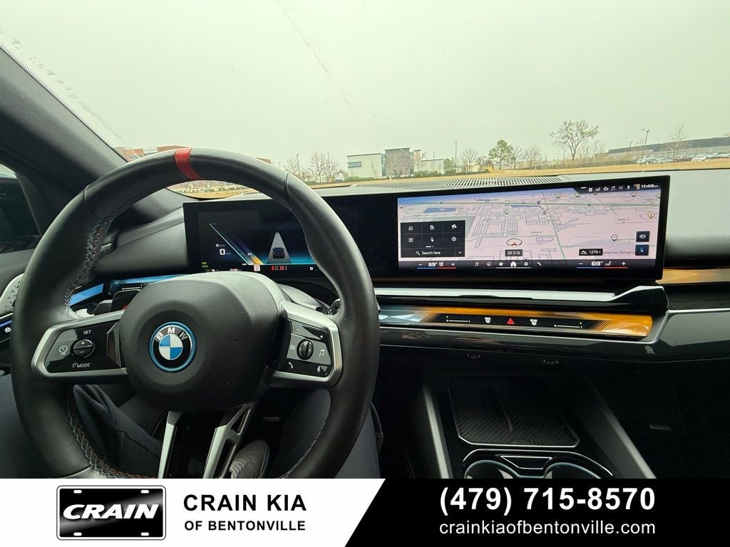 2024 BMW i5 M60 - AWD / PANORAMIC SUNROOF / CLEAN CARFAX