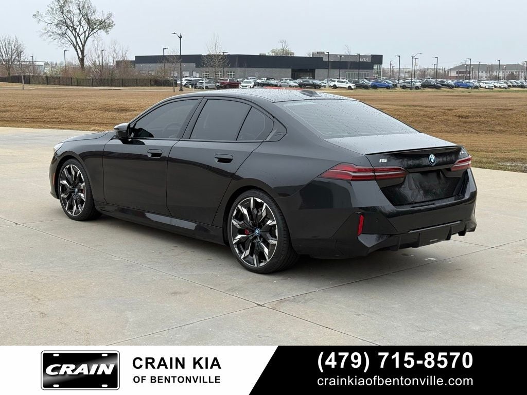 2024 BMW i5 M60 - AWD / PANORAMIC SUNROOF / CLEAN CARFAX