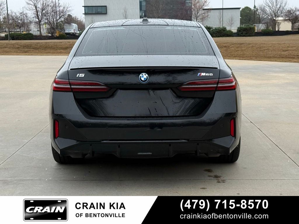 2024 BMW i5 M60 - AWD / PANORAMIC SUNROOF / CLEAN CARFAX