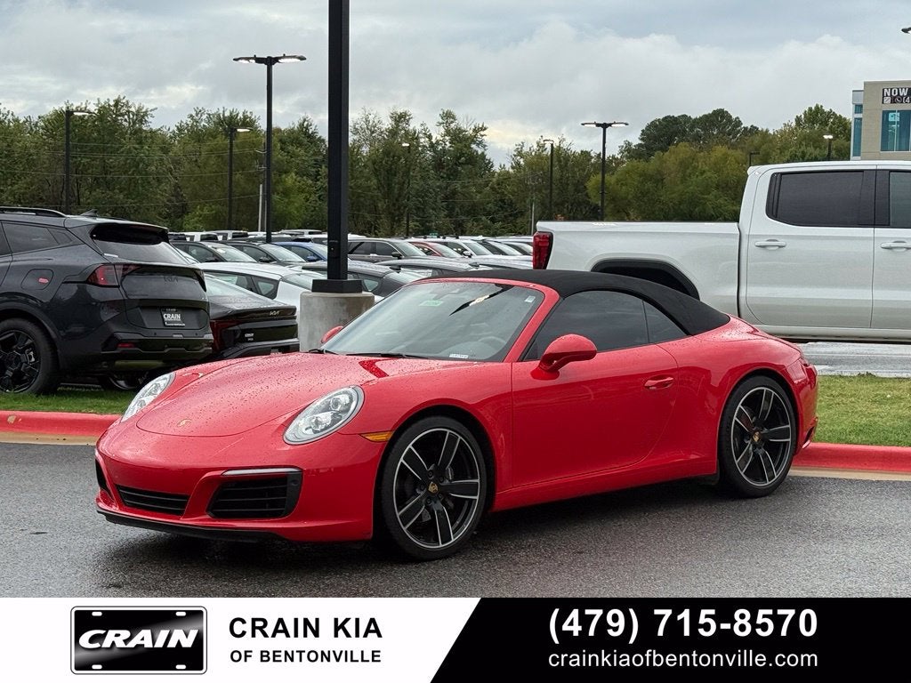 2018 Porsche 911 Carrera
