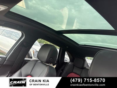 2021 Porsche Macan Base - AWD / PANORAMIC SUNROOF / CLEAN CARFAX