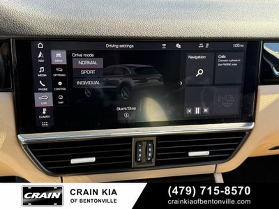 2019 Porsche Cayenne Base - AWD / PANORAMIC SUNROOF / CLEAN CARFAX