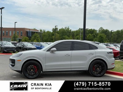 2024 Porsche Cayenne Coupe S - AWD / PANORAMIC SUNROOF / ONE OWNER
