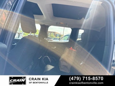 2017 Jeep Renegade Latitude - 4WD / CLEAN CARFAX / DUAL SUNROOF