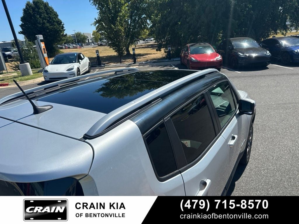 2018 Jeep Renegade Limited - 4WD / PANORAMIC SUNROOF / CLEAN CARFAX