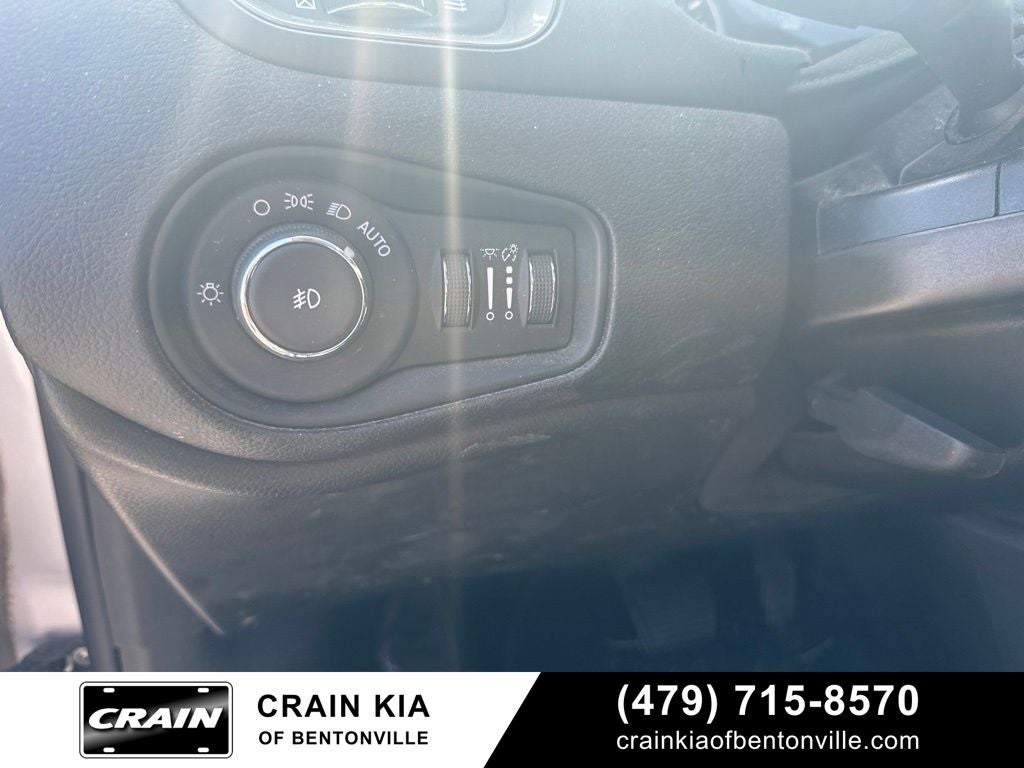 2018 Jeep Renegade Limited - 4WD / PANORAMIC SUNROOF / CLEAN CARFAX