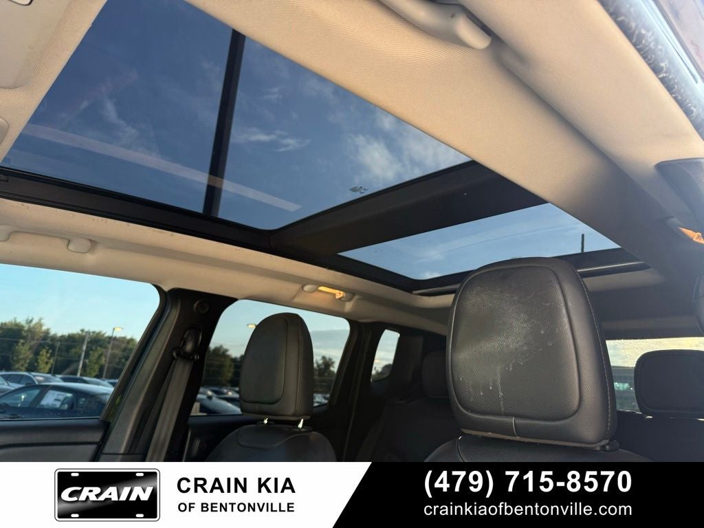 2022 Jeep Renegade Trailhawk - 4WD / PANORAMIC SUNROOF / ONE OWNER