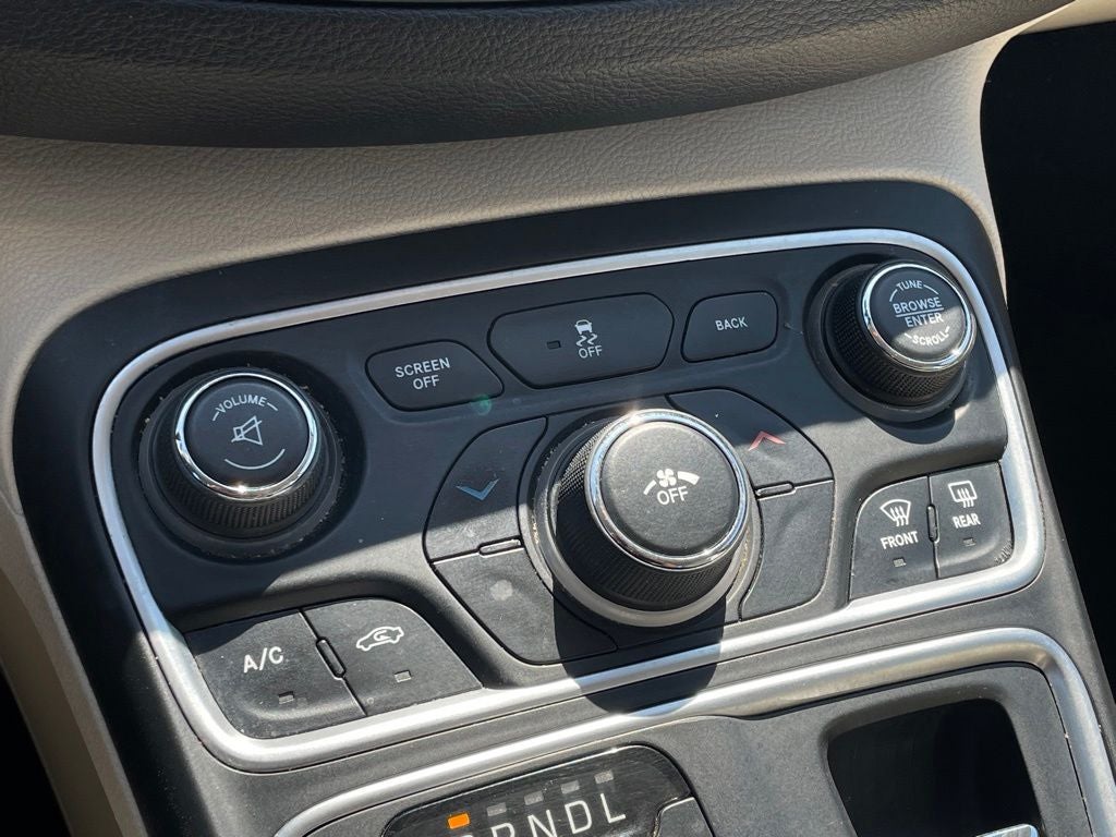 2015 Chrysler 200 Limited LOW PAYMENTS