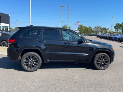 2020 Jeep Grand Cherokee Altitude 4X4 / CLEAN CARFAX