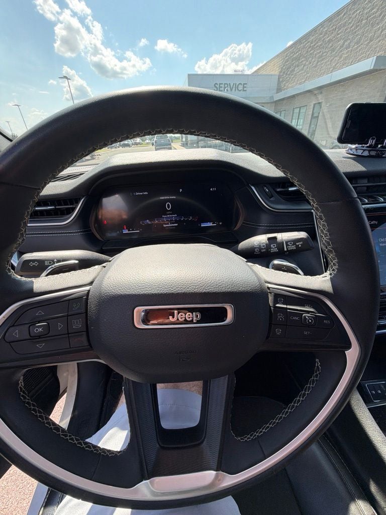 2023 Jeep Grand Cherokee Altitude X 4X4 / HEATED SEATS