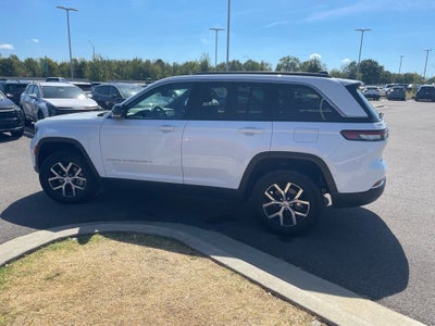 2025 Jeep Grand Cherokee Limited ONE OWNER / HEATED SEATS / NAV