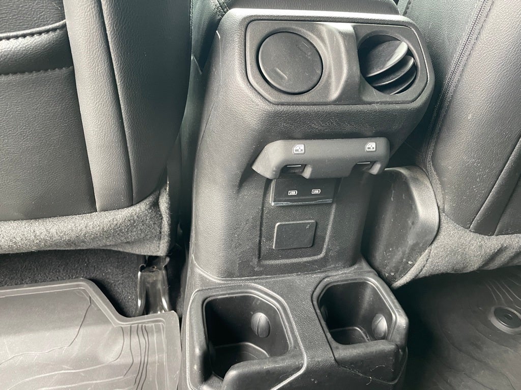 2022 Jeep Gladiator Overland 4X4 / NAV / CLEAN CARFAX