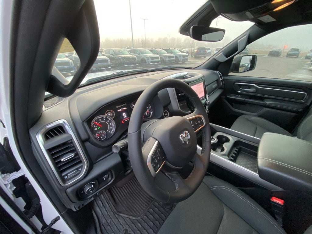 2025 RAM 1500 Big Horn/Lone Star 4X4 / ONE OWNER / HEATED SEATS